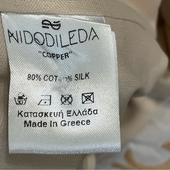 Nidodileda Button Down White and Tan Dress - Picture 10 of 15